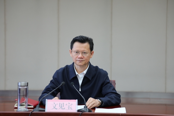 190052-747806.jpg 1_爱奇艺.jpg