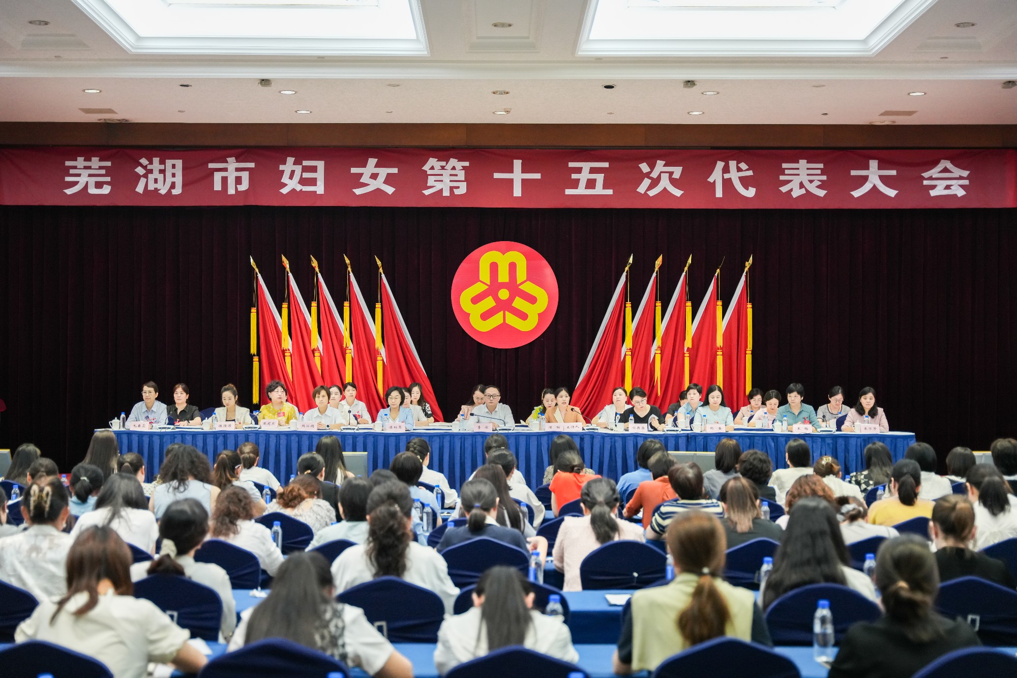 111530-355012.jpg 111530-355012.jpg