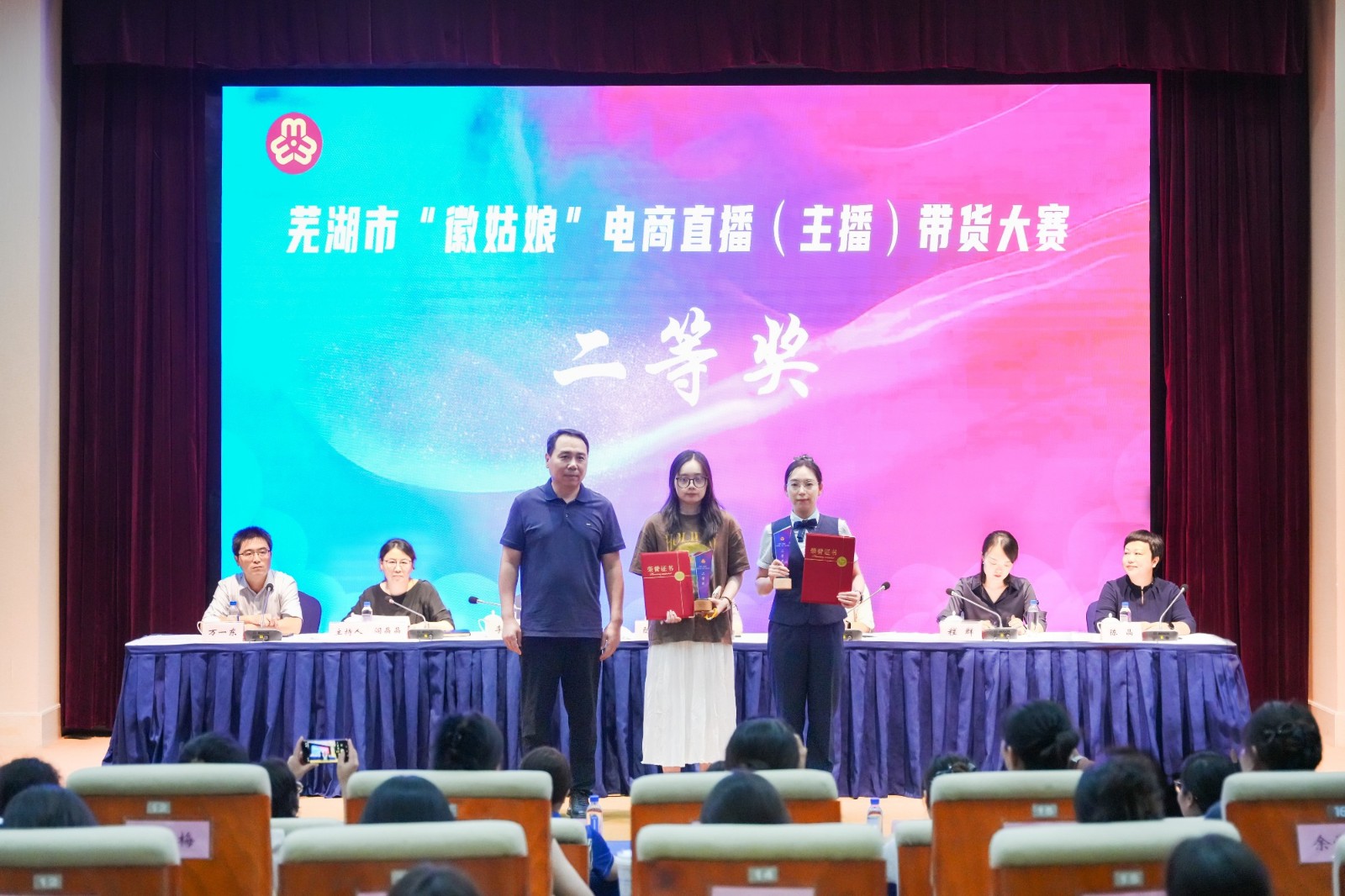 091334-682929.jpg 091334-682929.jpg