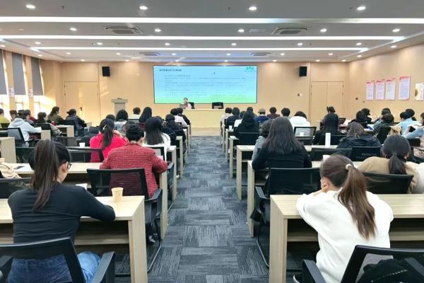 105511-898957.jpg 微信图片_2025-11-18_084141_379_爱奇艺.jpg