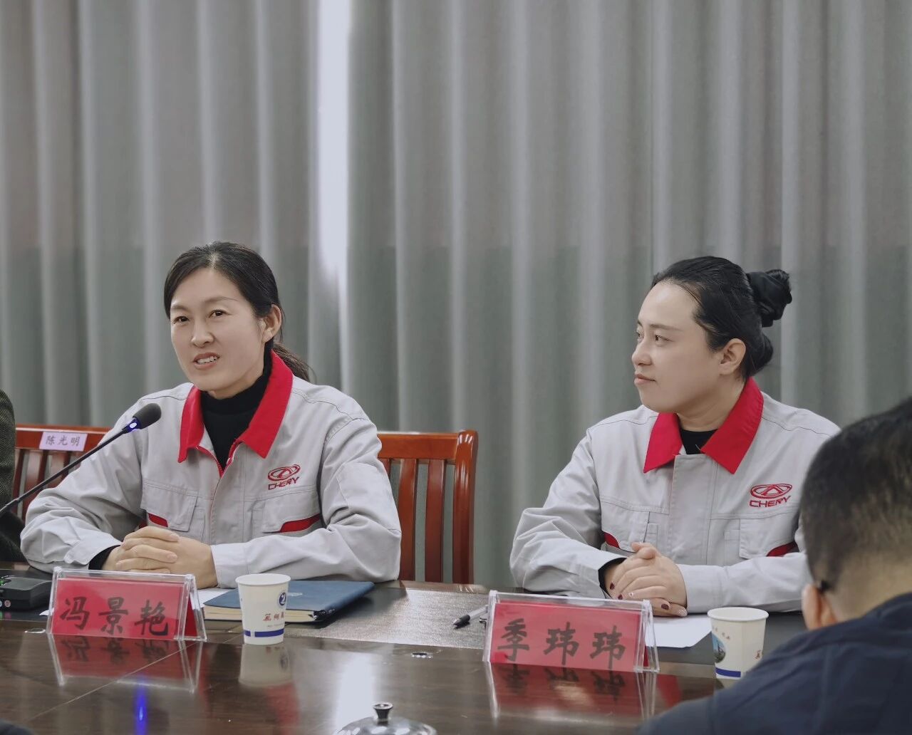 145848-876807.jpg 145848-876807.jpg