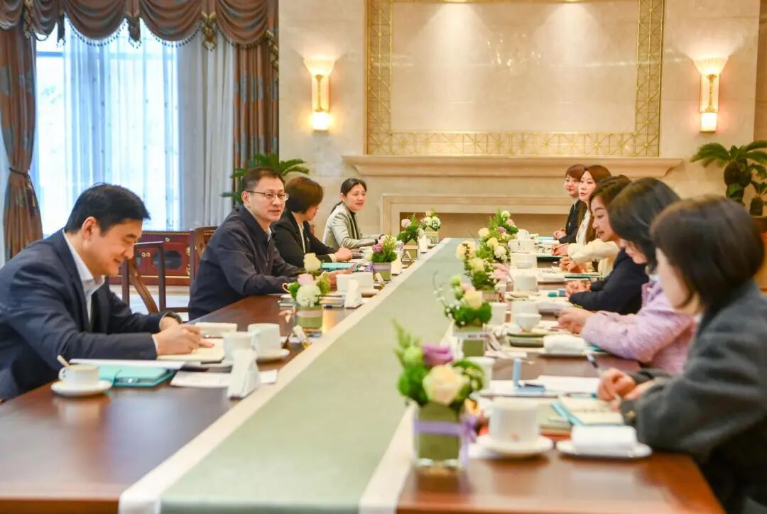 164102-492524.jpg 164102-492524.jpg