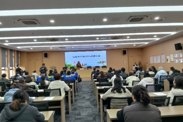 090419-995525.jpg 3.22.jpg