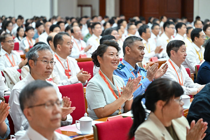 095835-137134.jpg 2.jpg